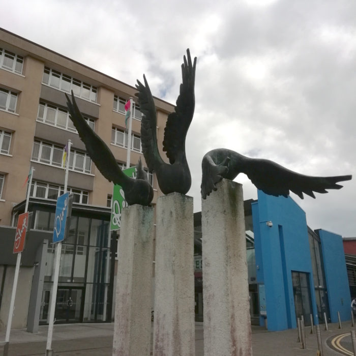 Sculpture des trois balles - Shannon ville nouvelle